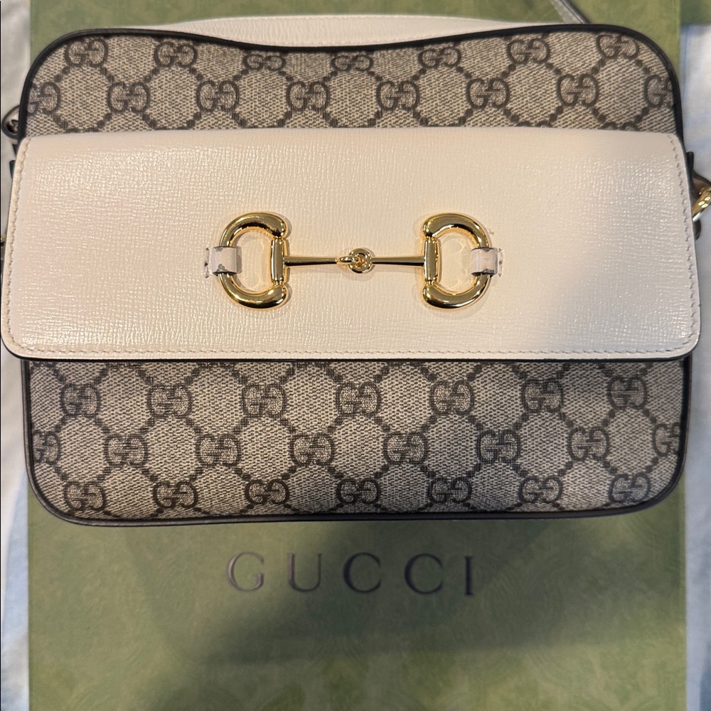 Gucci GG supreme monogram small shoulder bag 
Excellent condition